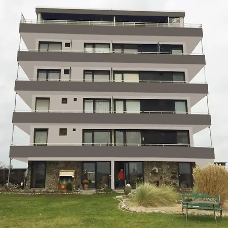 Ferienwohnung Mit Direktem Seeblick An Der Ostsee Lägenhet *