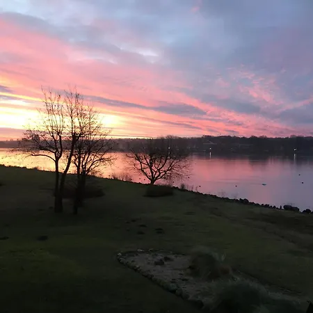 Ferienwohnung Mit Direktem Seeblick An Der Ostsee Heiligenhafen