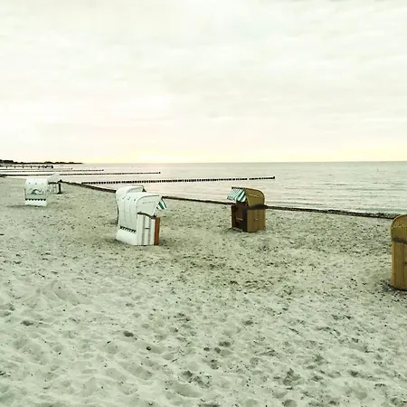 Lägenhet Ferienwohnung Mit Direktem Seeblick An Der Ostsee *